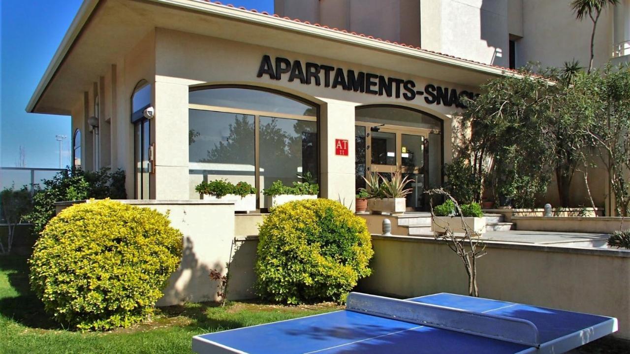 Apartamentos La Masia レスタルティット エクステリア 写真