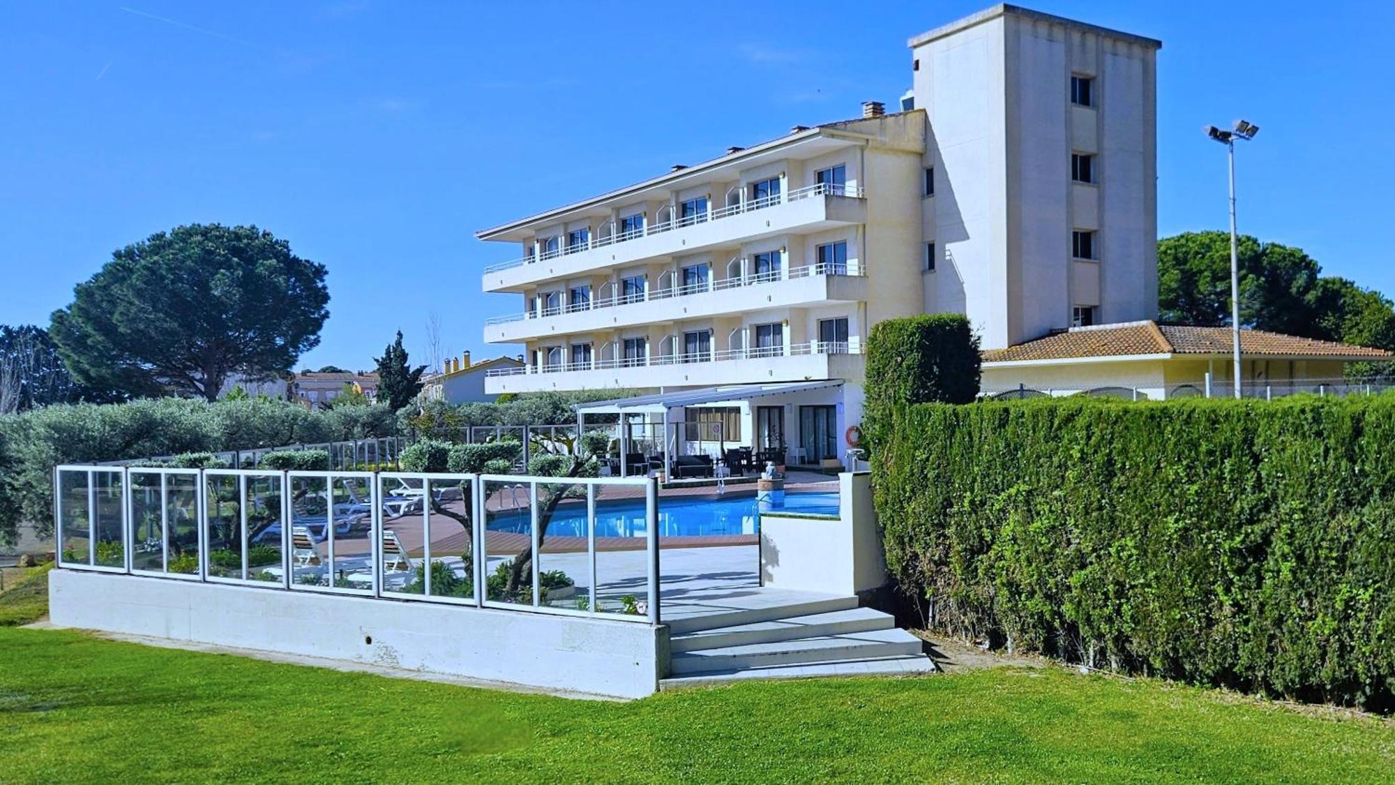 Apartamentos La Masia レスタルティット エクステリア 写真
