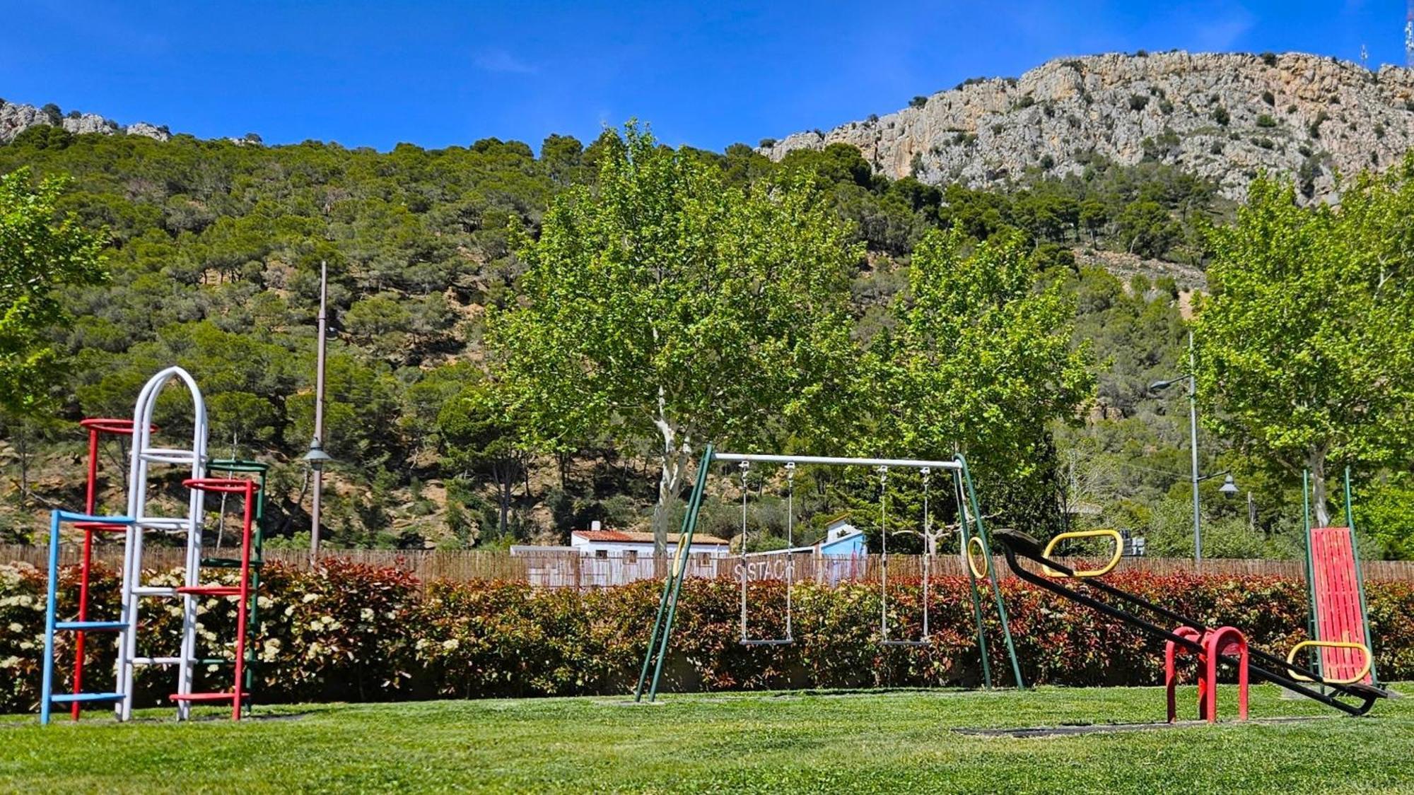 Apartamentos La Masia レスタルティット エクステリア 写真